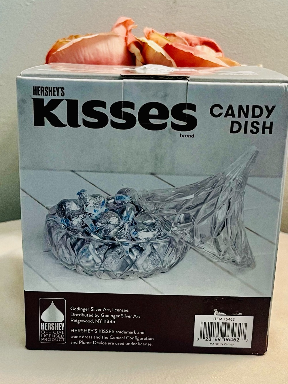 GODINGER NWT Hershey's Kisses Crystal Candy Dish. Color: Clear Sz: 5"LX5"W×5.3"H - Picture 3 of 3